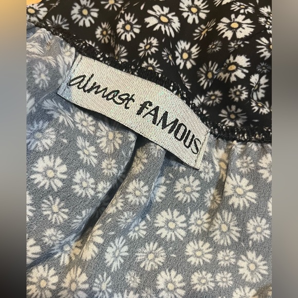 Floral printed romper - Picture 6 of 8